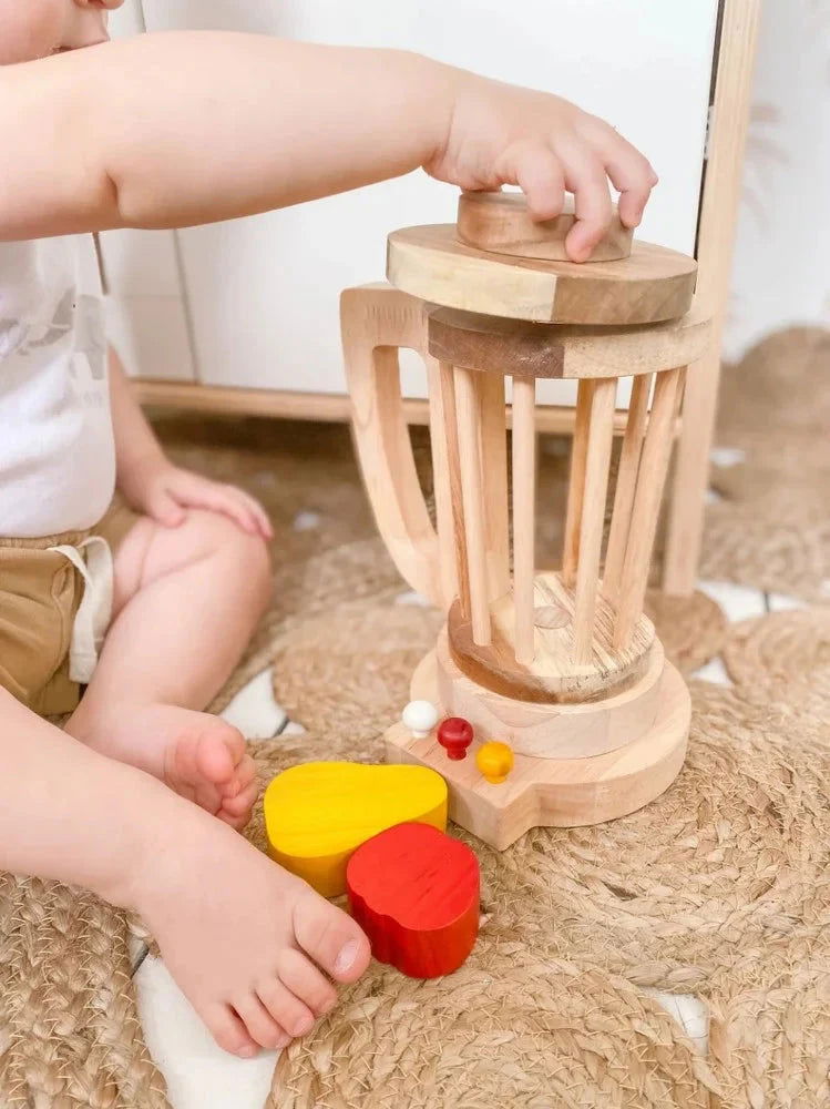 Wooden Blender - Giggle Tots